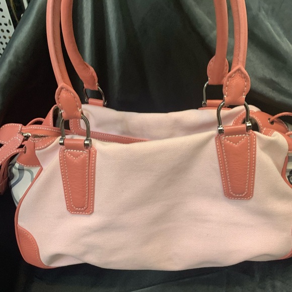 Authentic Pink Burberry Bag - Picture 5 of 10